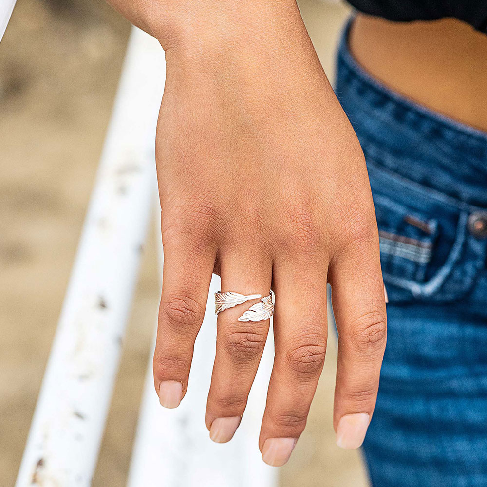 Joyful Feather Ring
